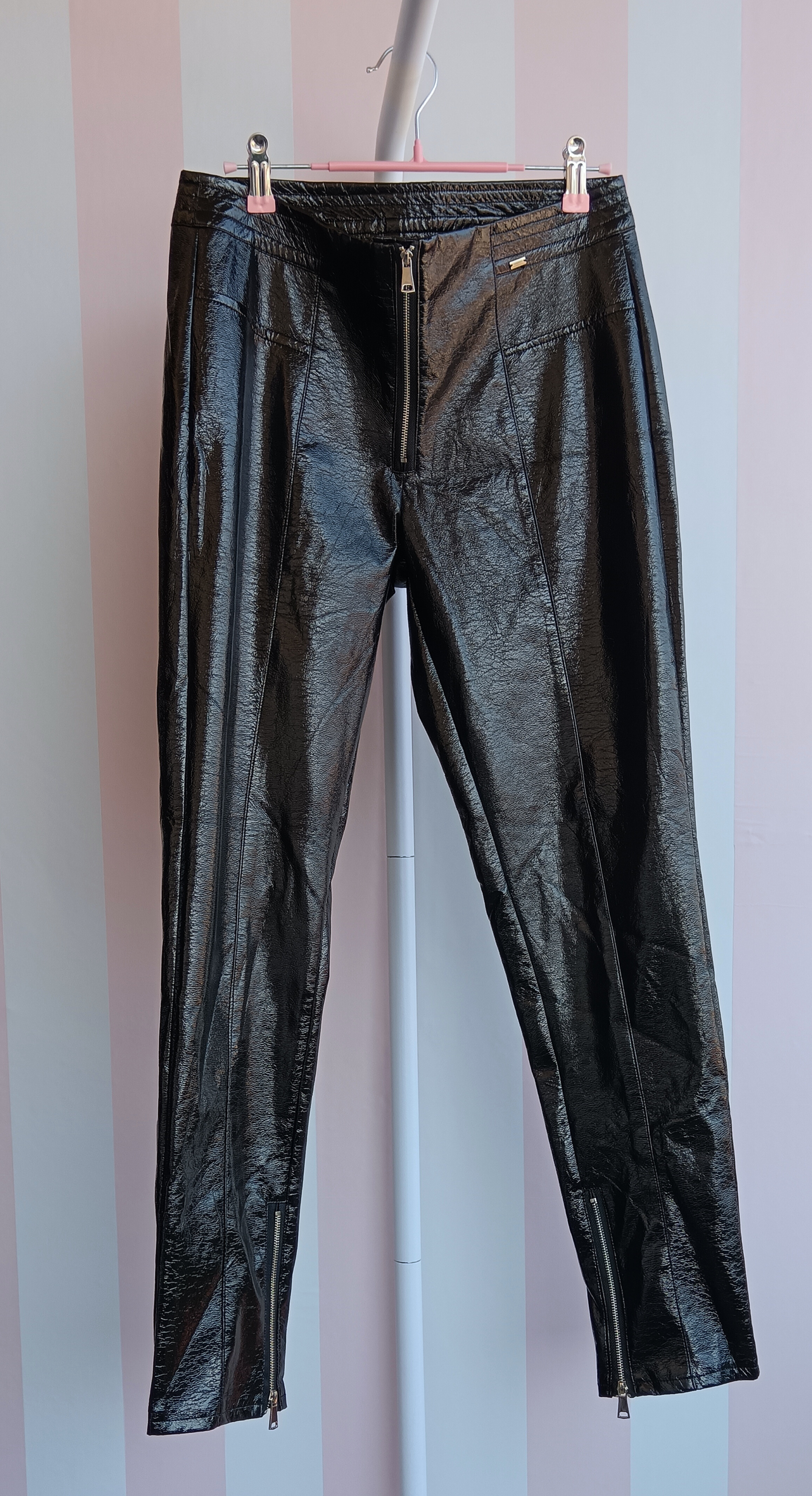 Quei suoi vecchi messaggi conservati con nostalgia