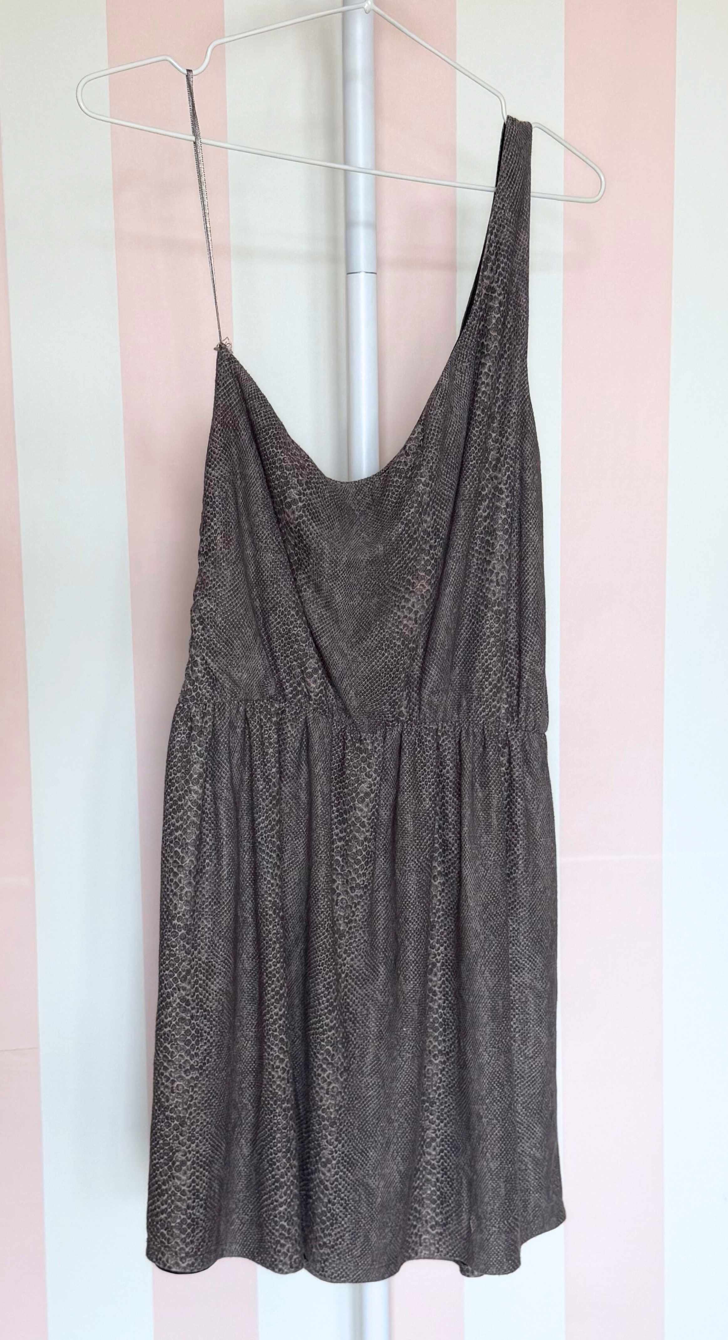 L’arredamento scelto tra mille discussioni